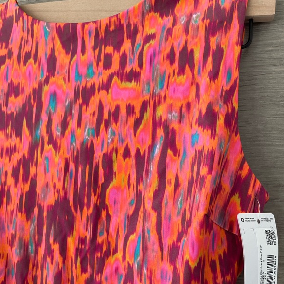 Lululemon swimsuit - Picture 5 of 7